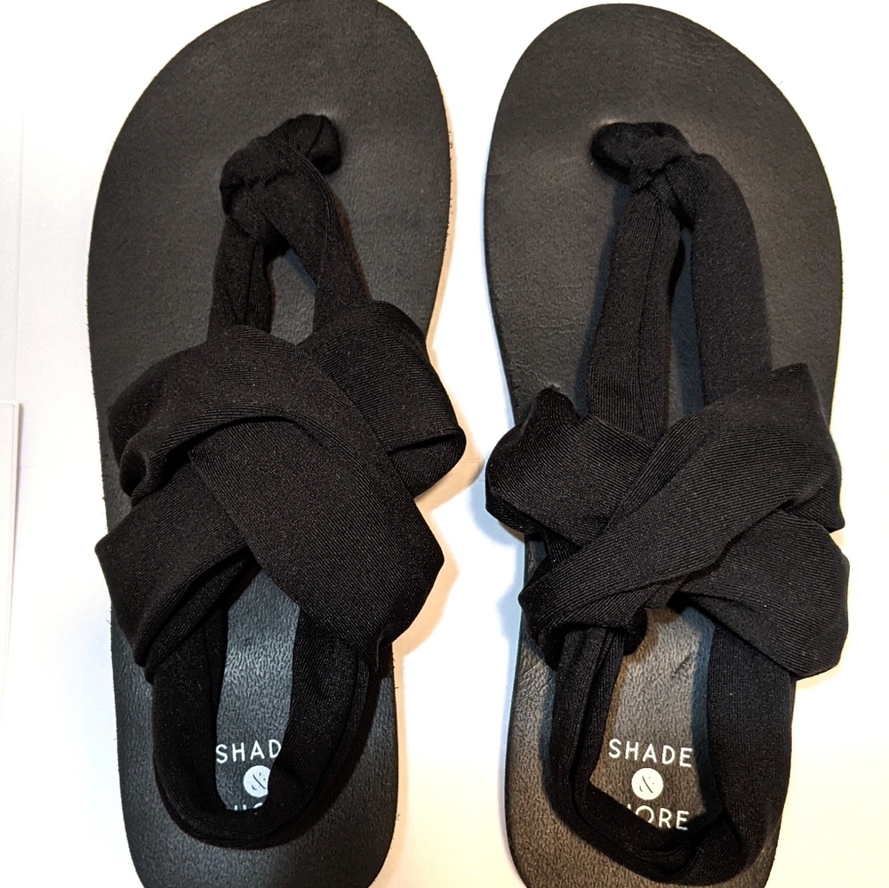 Shade & Shore Black Sandals